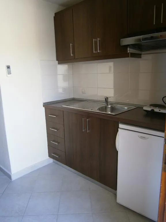 Kiparissis Apartments Kriopigi