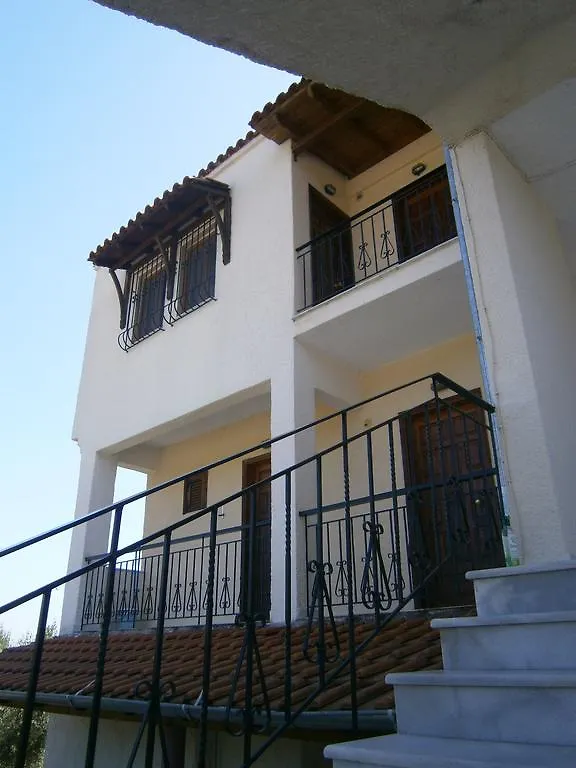 Kiparissis Apartments Kriopigi