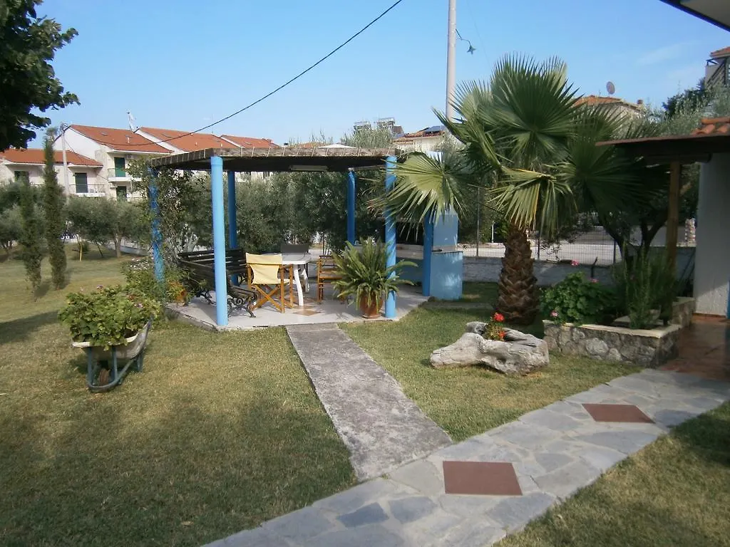Kiparissis Apartments Kriopigi Yunanistan