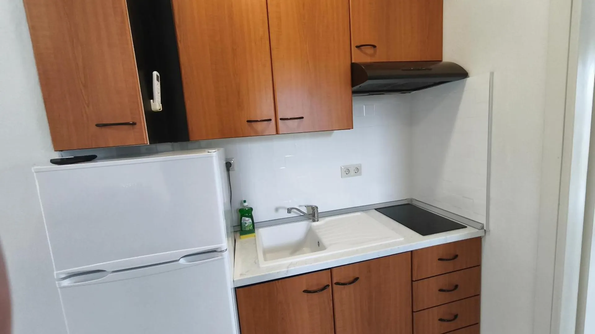 Kiparissis Apartments Kriopigi Greece