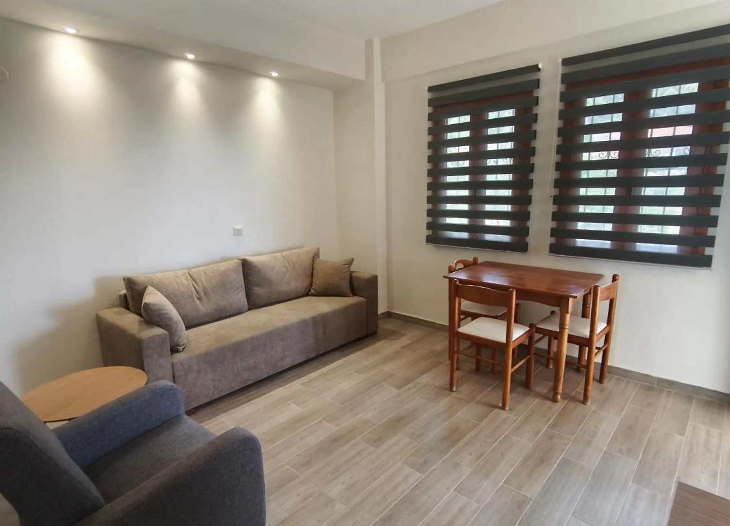 Kiparissis Apartments Kriopigi Greece