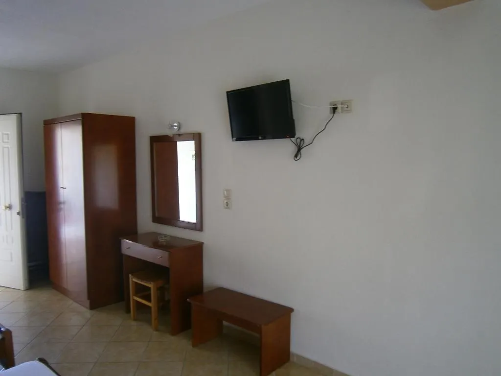 Kiparissis Apartments Kriopigi